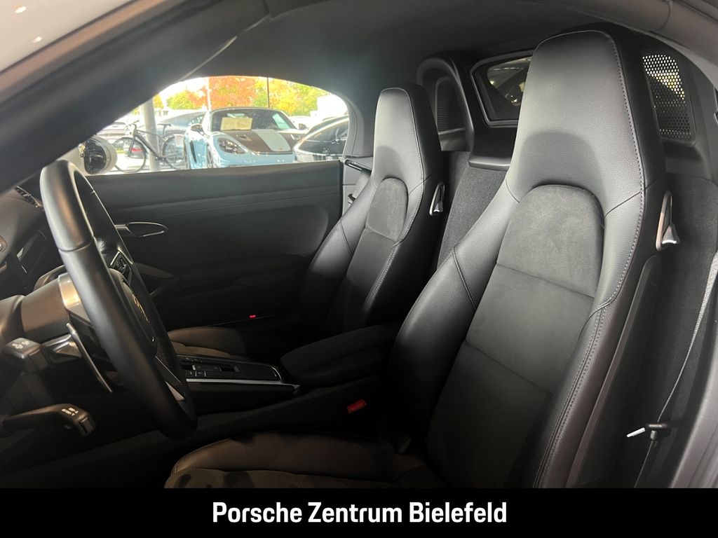 Porsche Boxster 2024