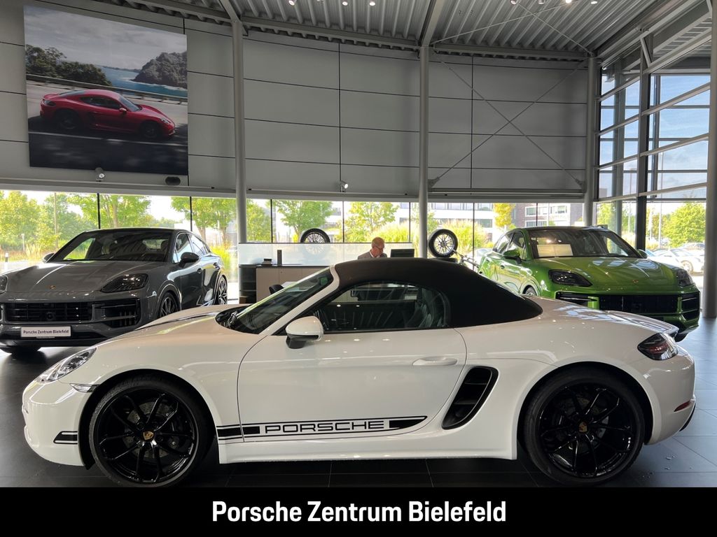 Porsche Boxster 2024