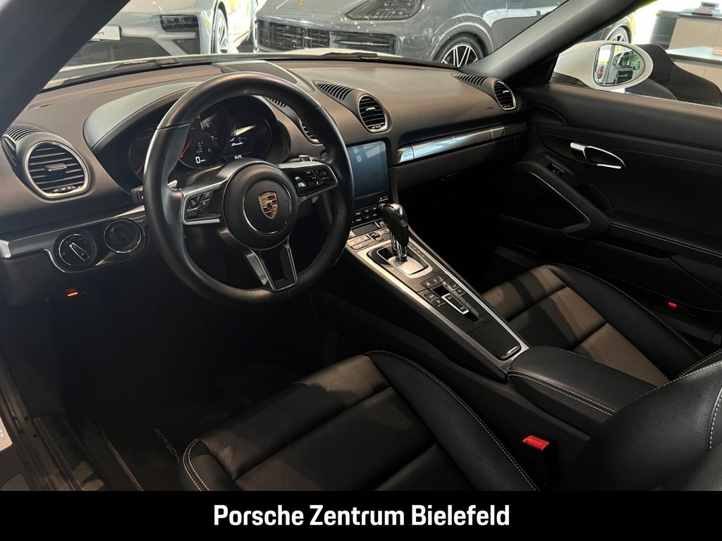 Porsche Boxster 2024