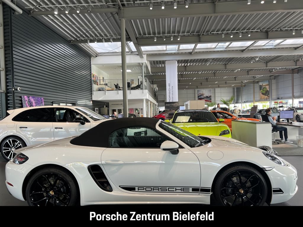 Porsche Boxster 2024