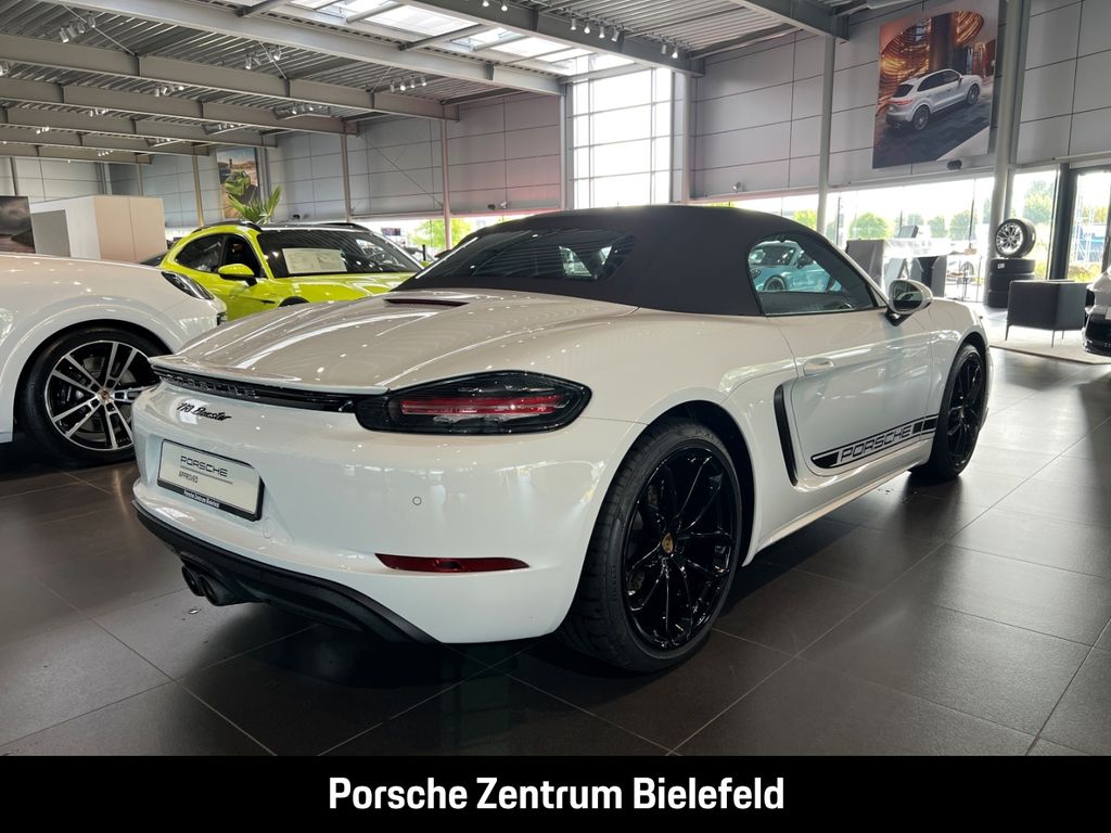Porsche Boxster 2024