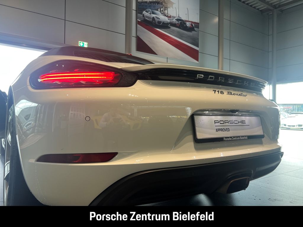 Porsche Boxster 2024