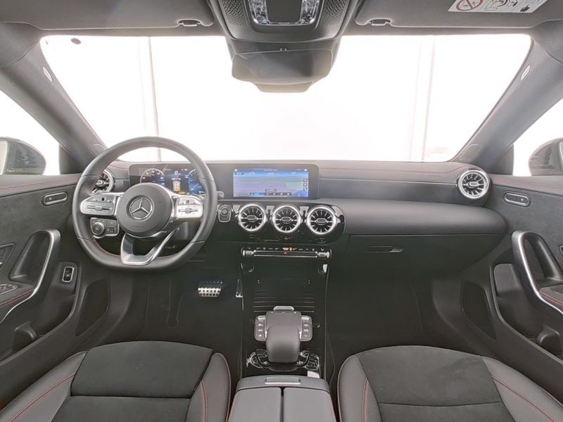 Mercedes-Benz CLA 250 2024