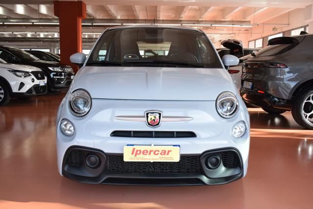 Abarth 595 2022