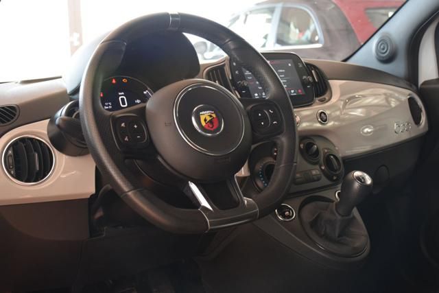 Abarth 595 2022