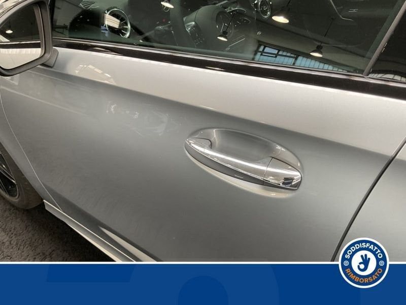 Mercedes-Benz A 180 2025