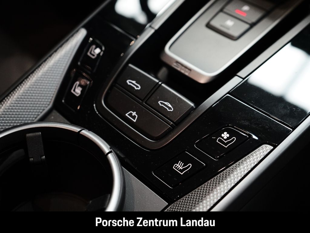 Porsche 992 2024