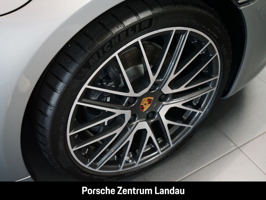 Porsche 992 2024
