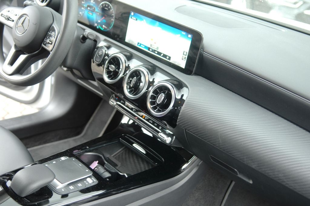 Mercedes-Benz A 250 2021