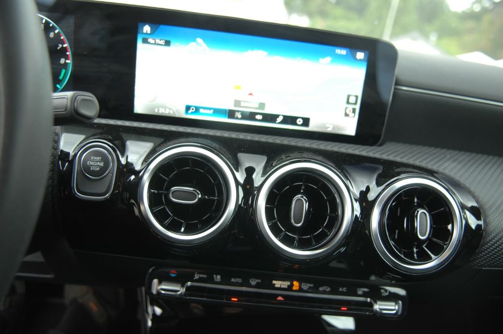 Mercedes-Benz A 250 2021