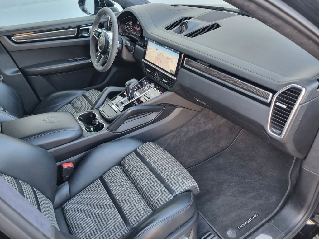 Porsche Cayenne 2019