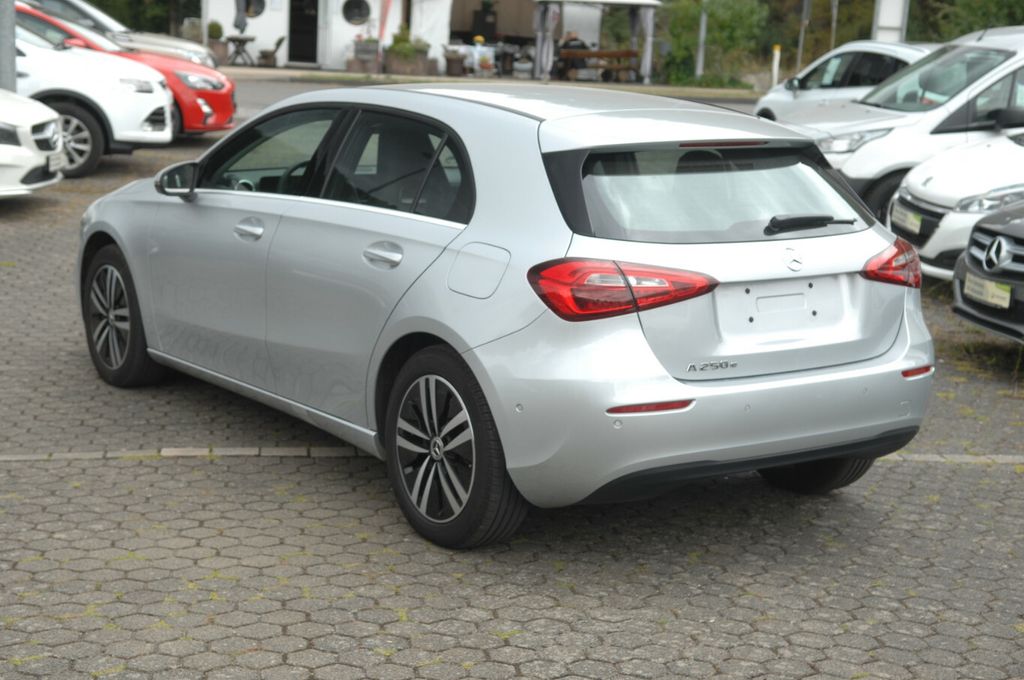 Mercedes-Benz A 250 2021