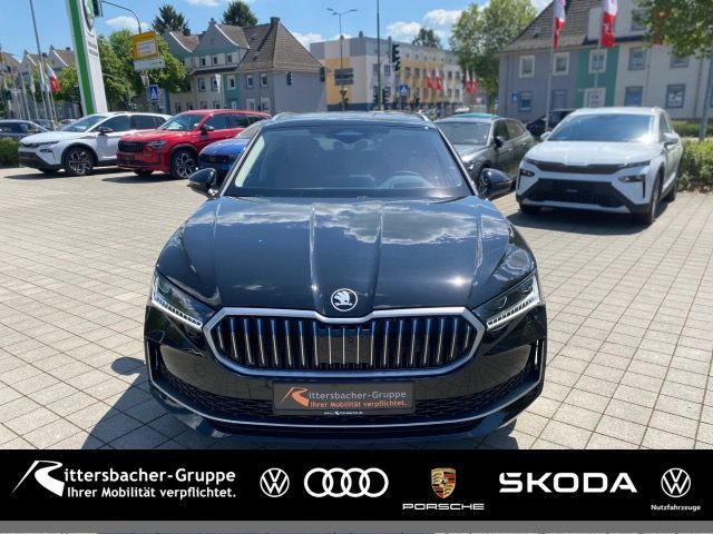 Skoda Superb 2025