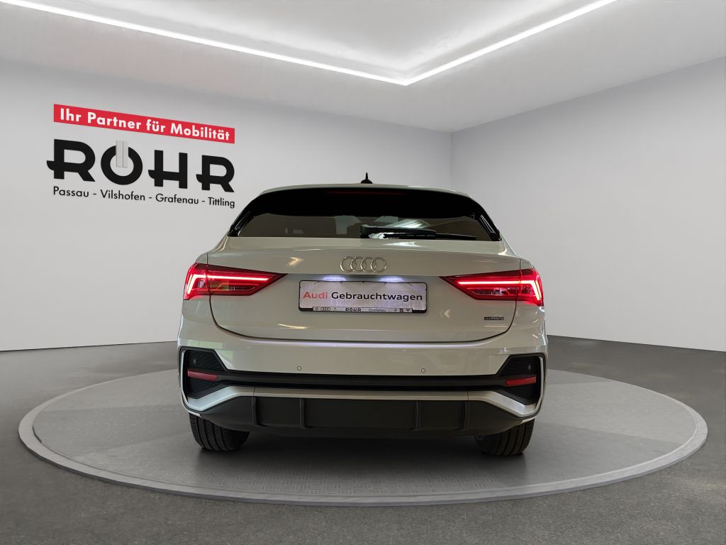 Audi Q3 2023