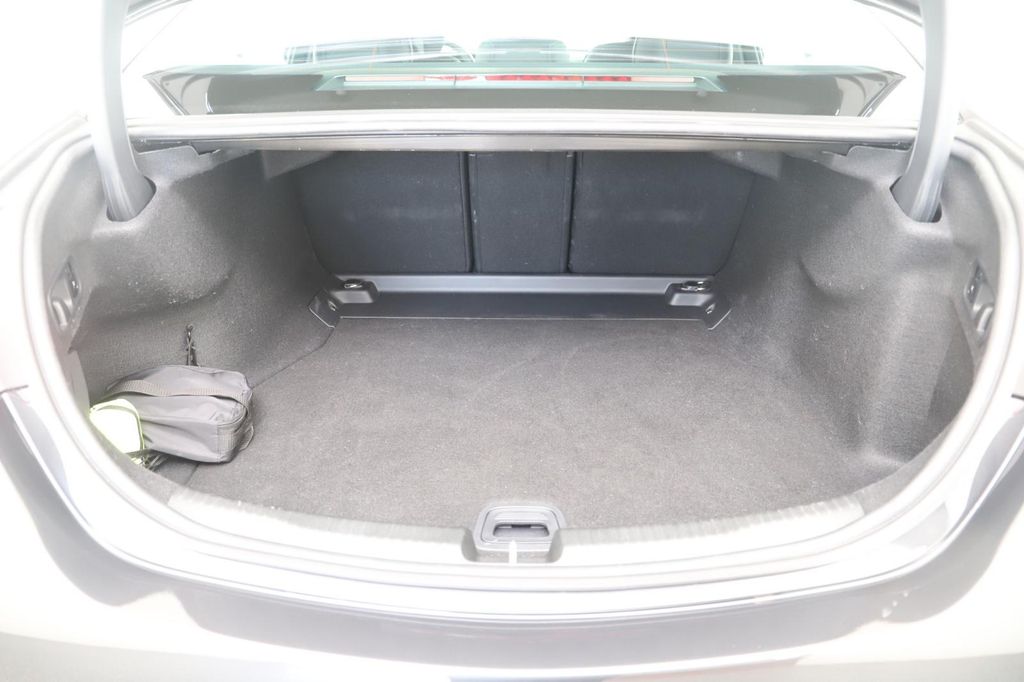 Mercedes-Benz C 300 2024