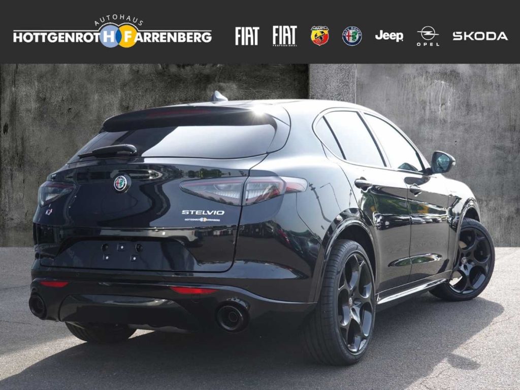 Alfa Romeo Stelvio 2025