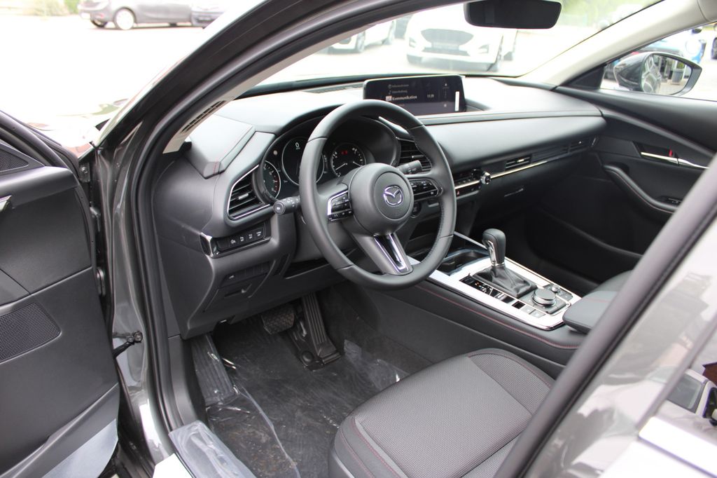 Mazda CX-30 2025