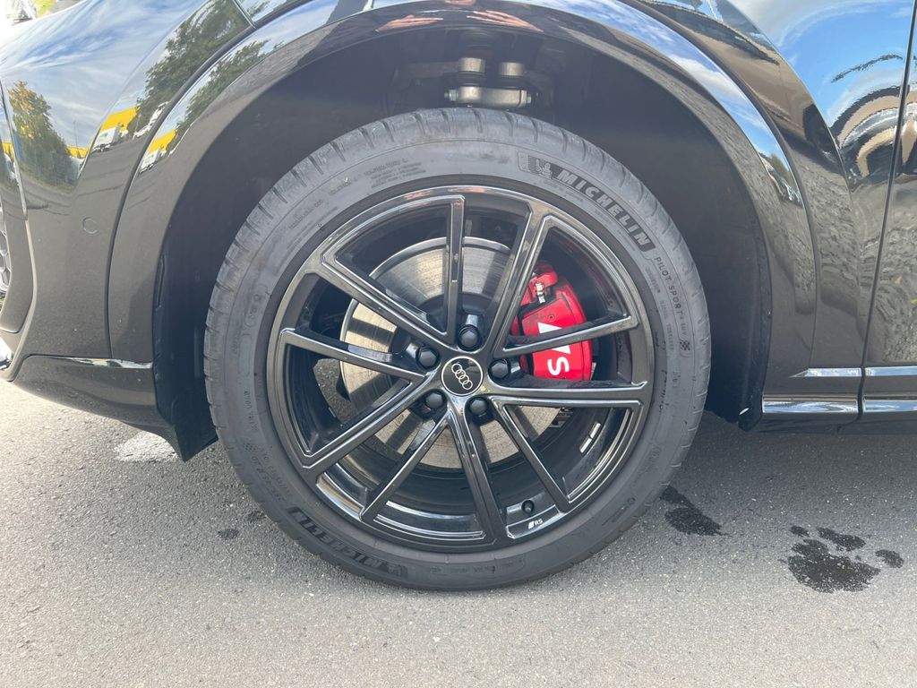 Audi SQ5 2025