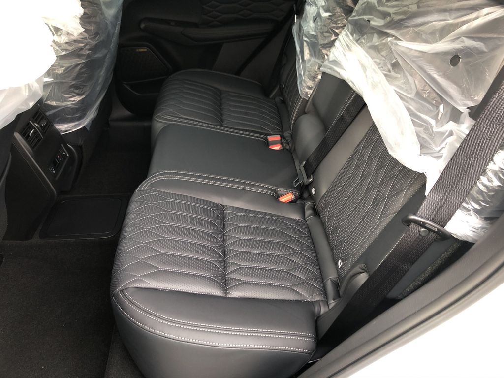 Mitsubishi Outlander 2025