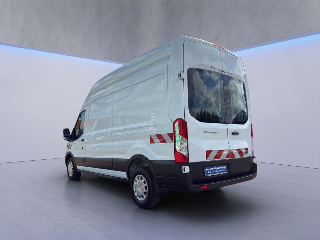 Ford Transit 2024