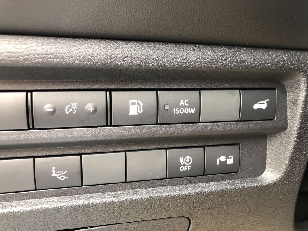 Mitsubishi Outlander 2025