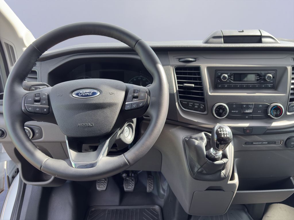 Ford Transit 2024