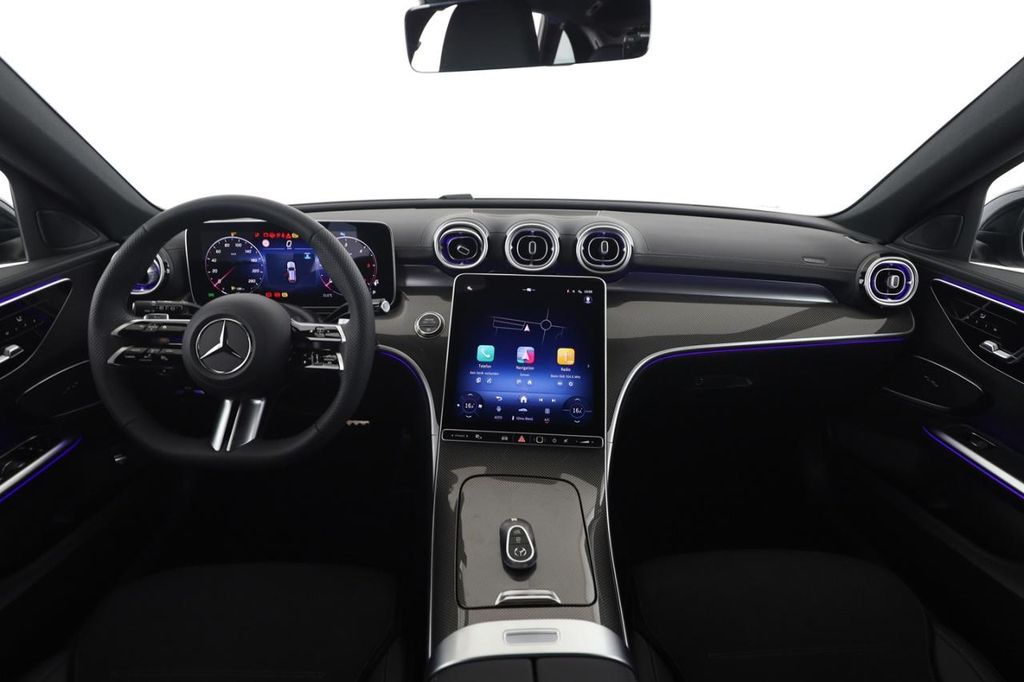 Mercedes-Benz C 220 2025