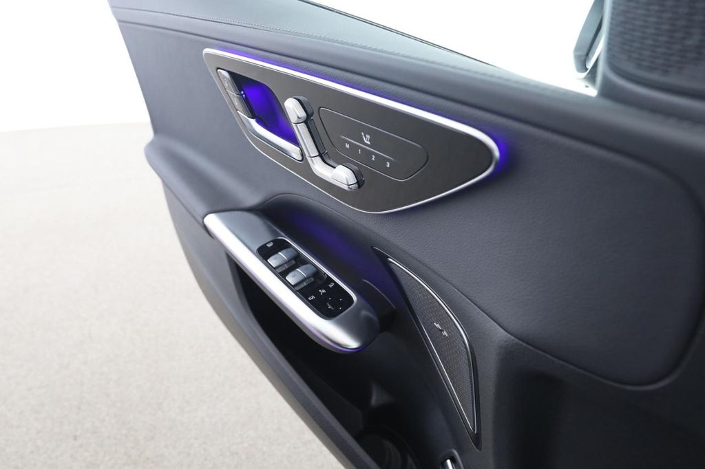 Mercedes-Benz C 220 2025