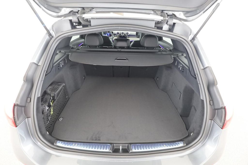 Mercedes-Benz C 220 2025