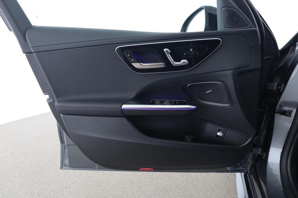 Mercedes-Benz C 220 2025