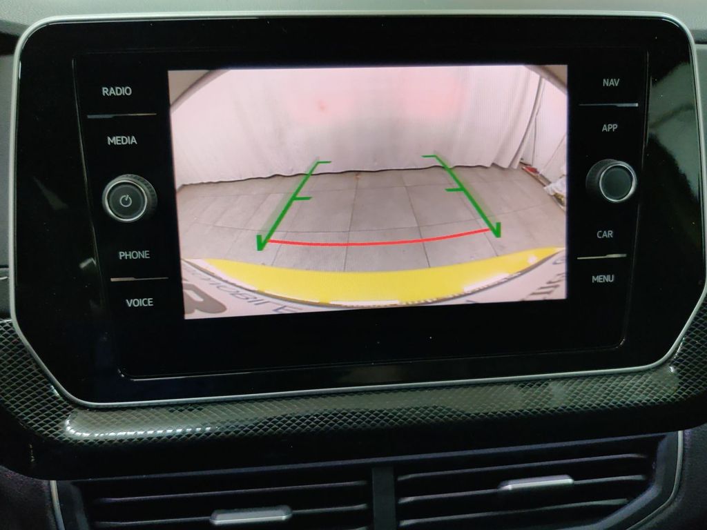 Volkswagen T-Cross 2024