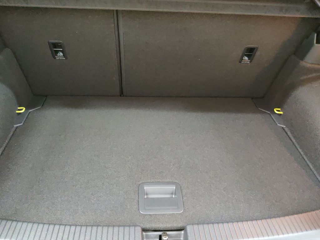 Volkswagen T-Cross 2024