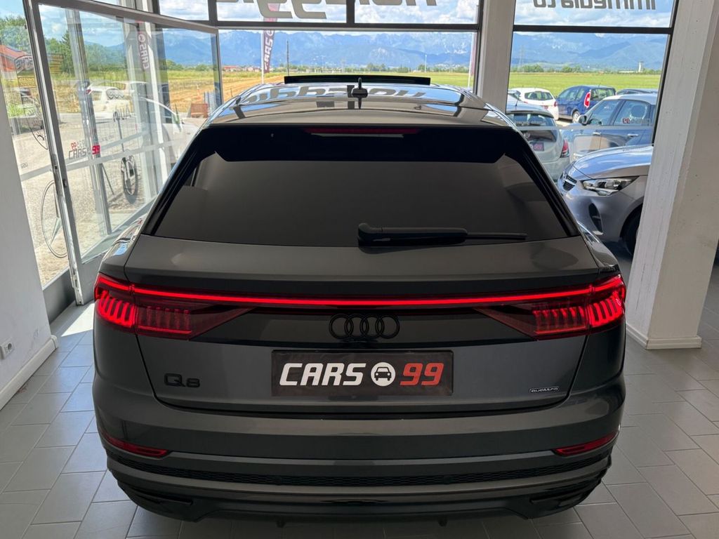 Audi Q8 2021