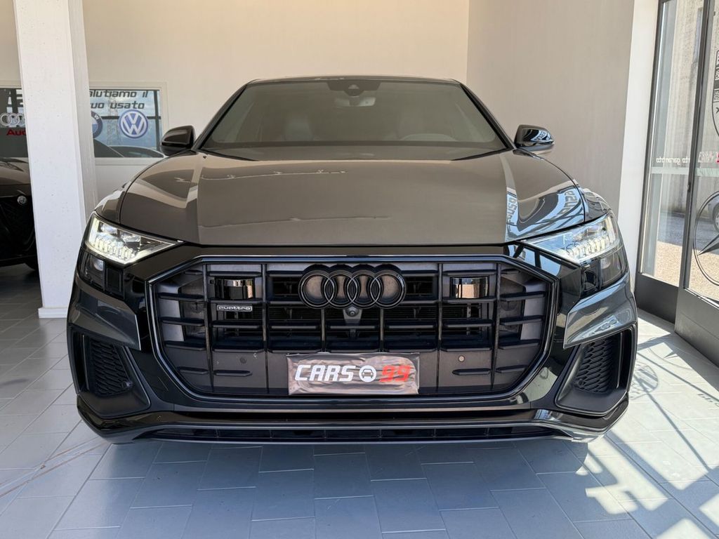 Audi Q8 2021