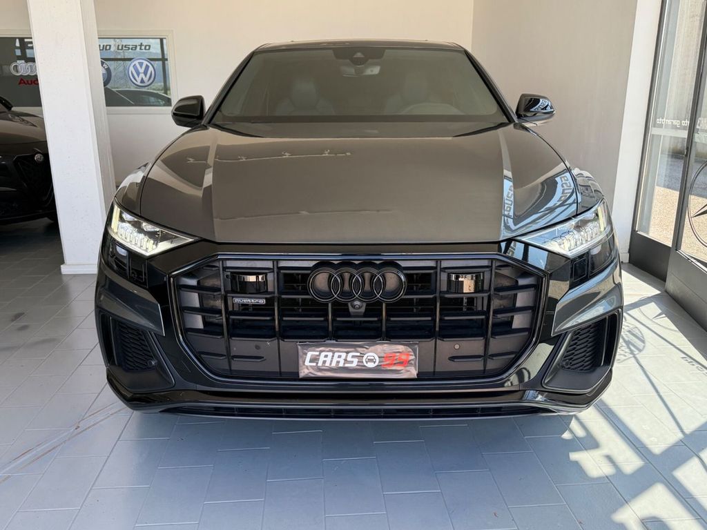 Audi Q8 2021