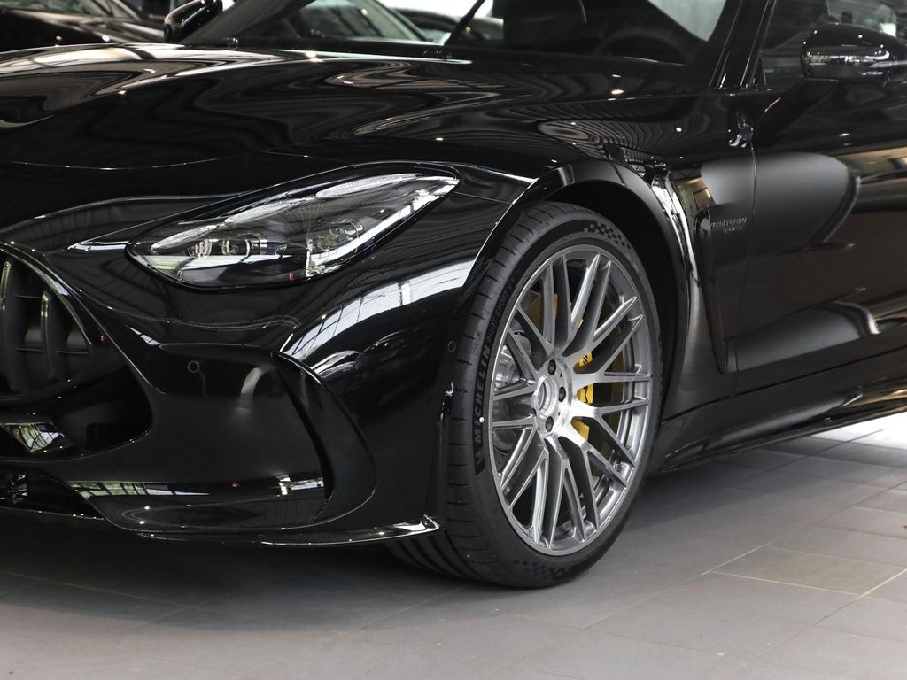 Mercedes-Benz AMG GT 2025