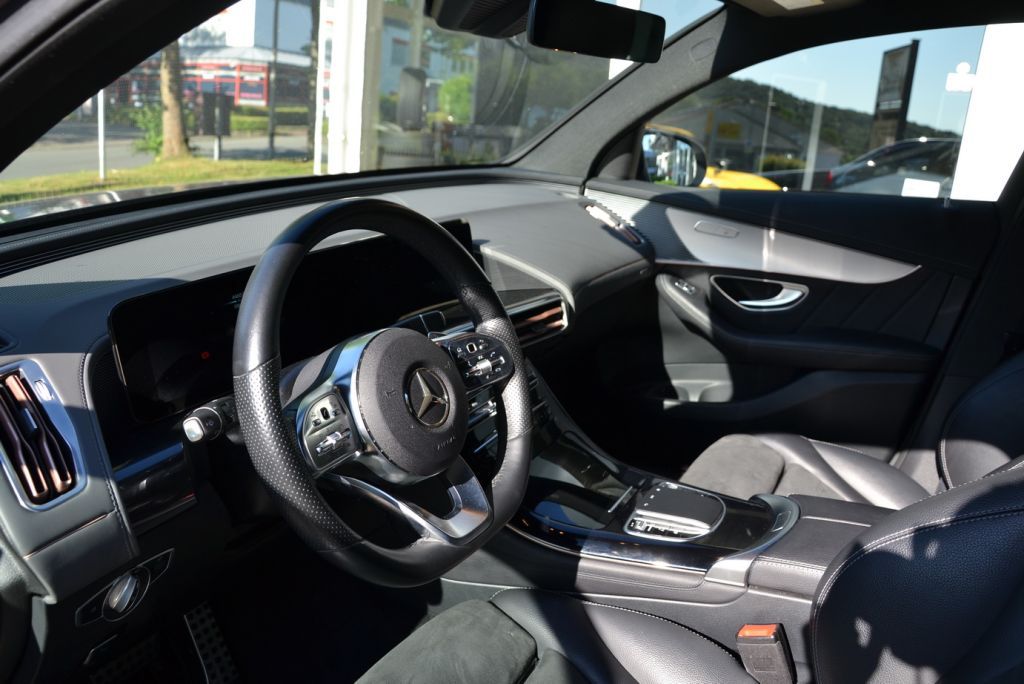 Mercedes-Benz EQC 2020