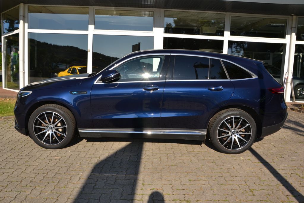 Mercedes-Benz EQC 2020