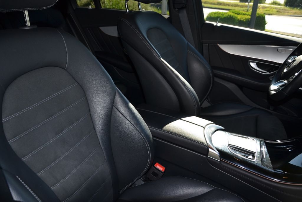 Mercedes-Benz EQC 2020