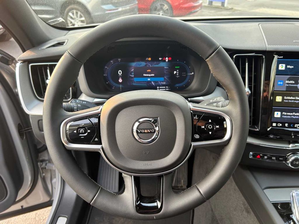 Volvo XC60 2025