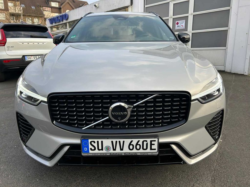 Volvo XC60 2025