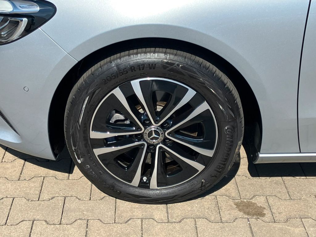 Mercedes-Benz B 250 2024