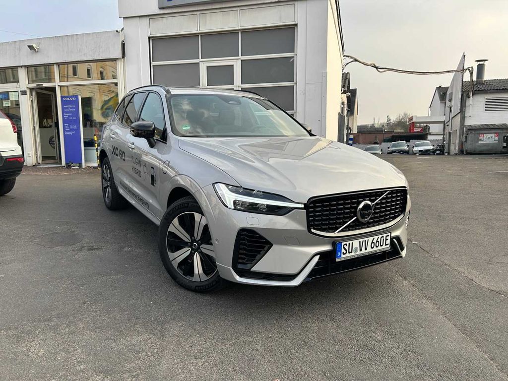 Volvo XC60 2025