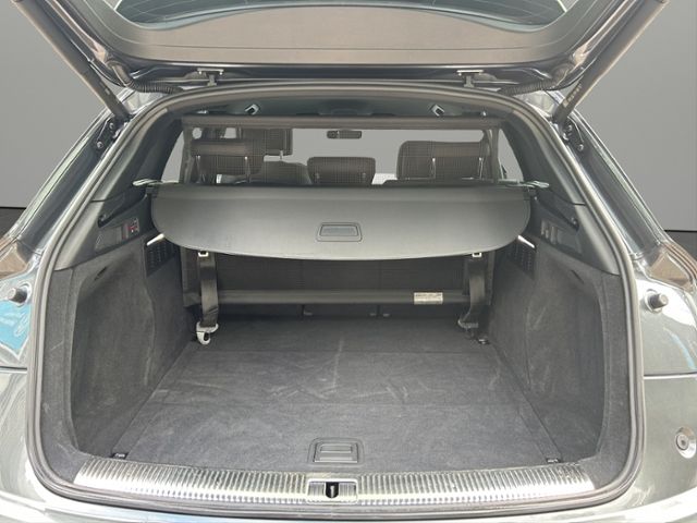 Audi SQ5 2022