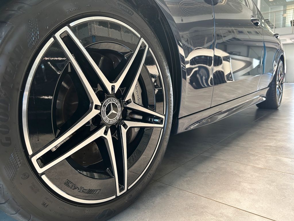 Mercedes-Benz C 300 2024