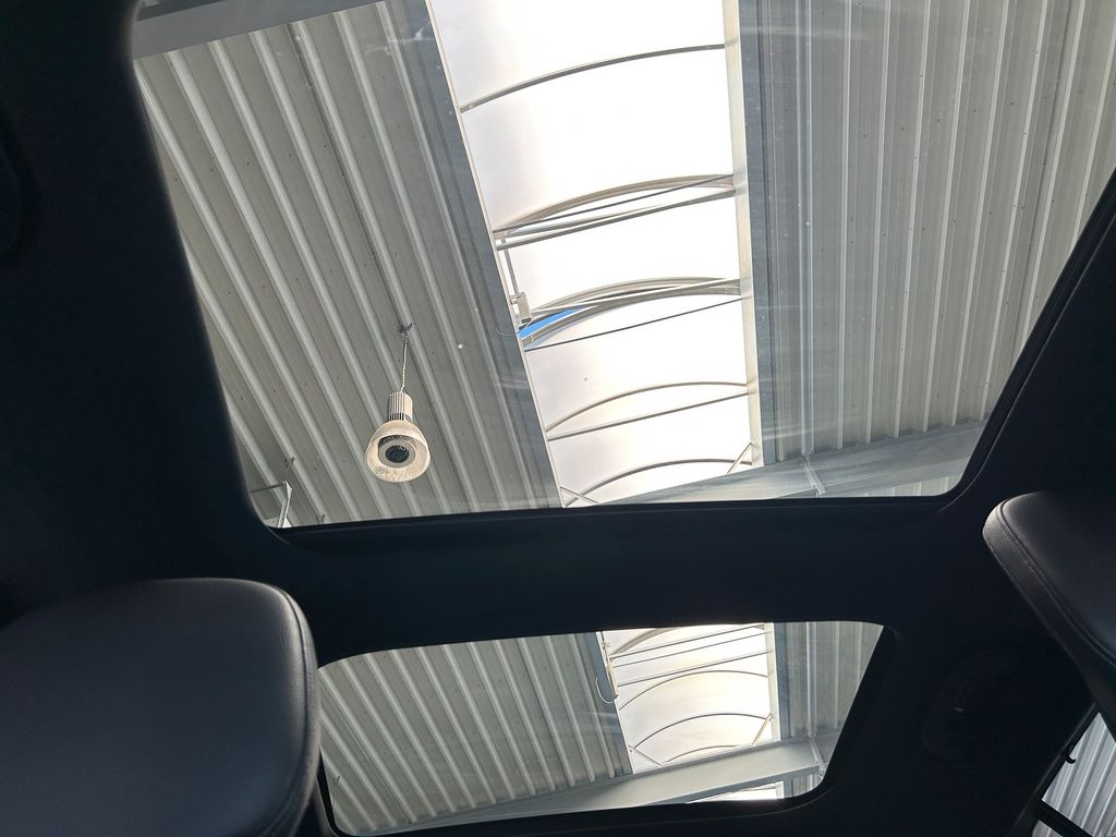 Mercedes-Benz C 300 2024