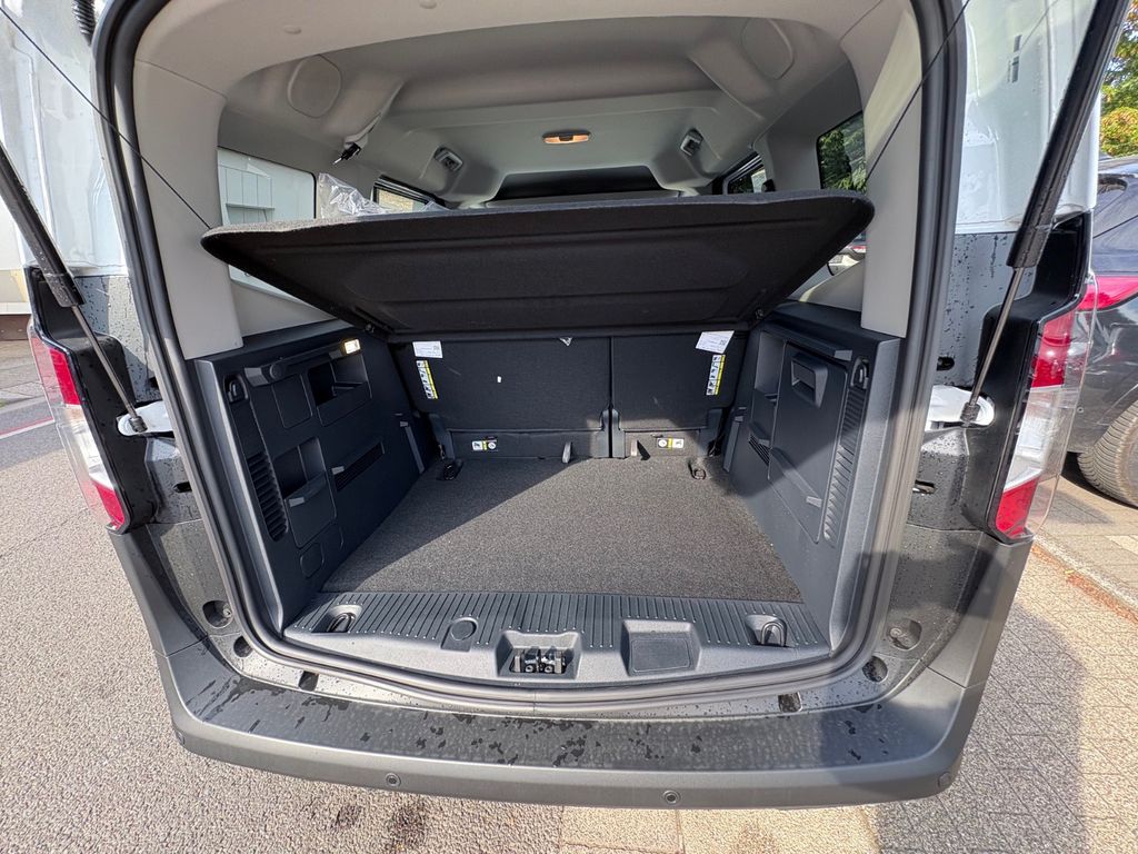 Ford Tourneo Courier 2025