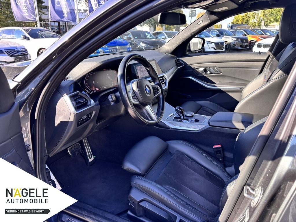 BMW 318 2022