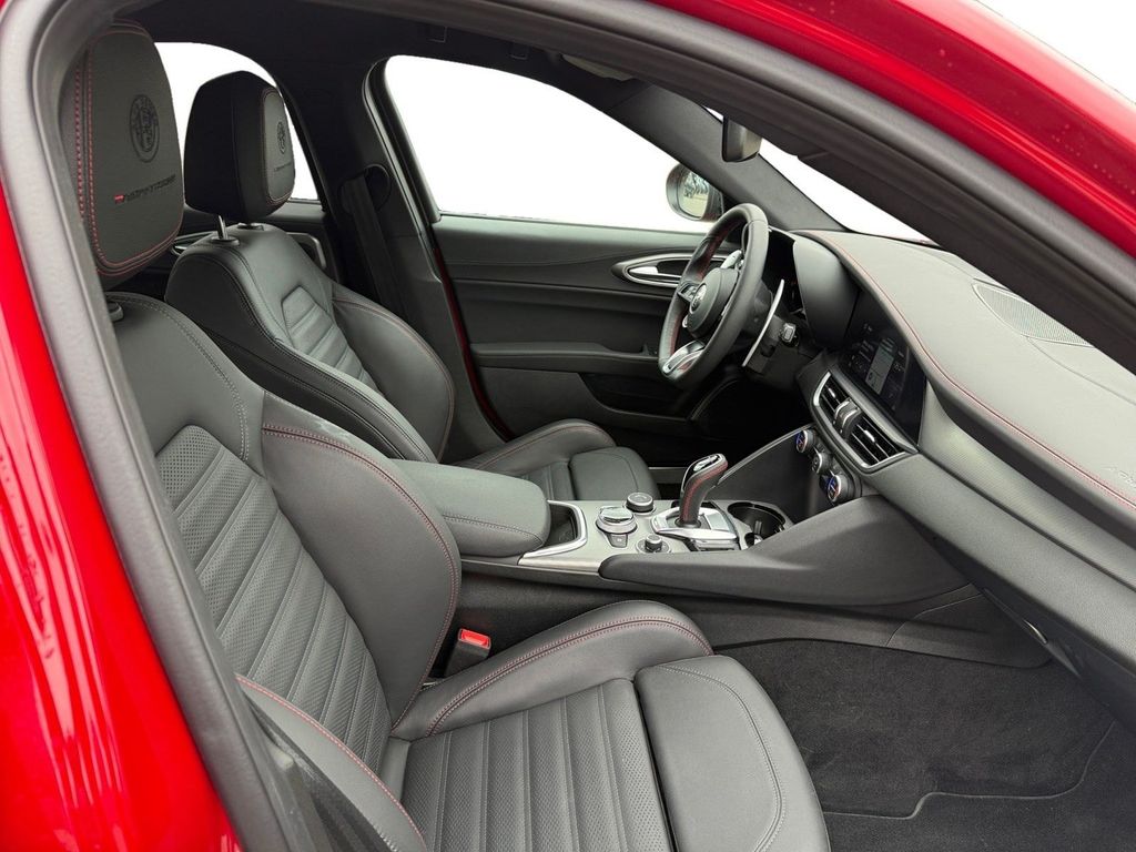 Alfa Romeo Giulia 2023