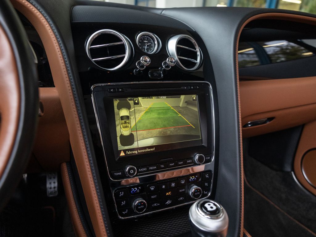 Bentley Continental GTC 2016